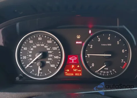 2013 BMW X5 xDrive35I/xDrive35I Premium/xDrive35I Sport Activity из США, поврежденный, VIN 5UXZV4C55D0G53972